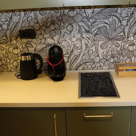 Calling - Free Parking Daire