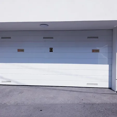 Calling - Free Parking Apartman Szarajevó
